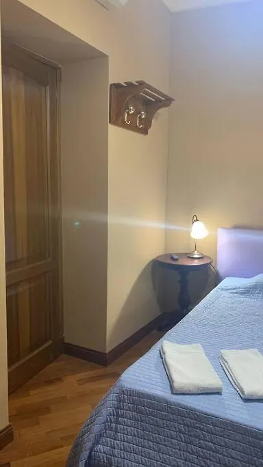 Laura Affitta Camere Baronessina Palermo